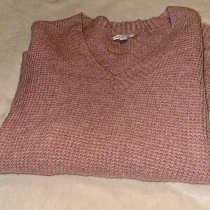 AMERICAN EAGLE SWEATER